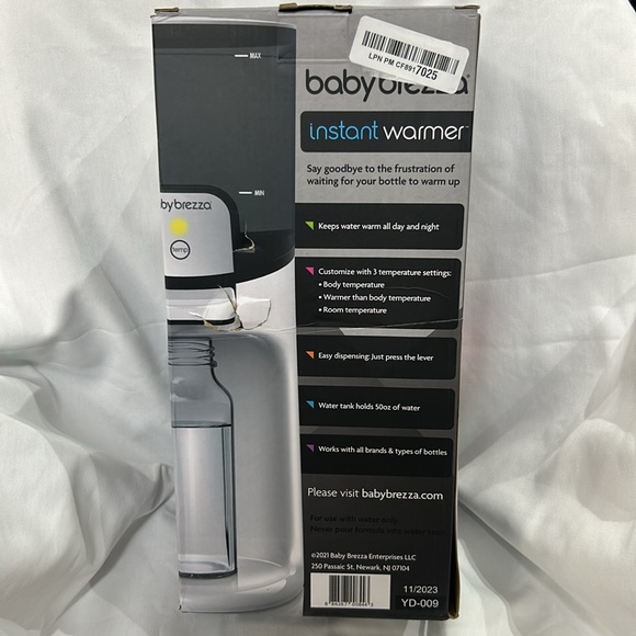 Baby Brezza Instant Baby Bottle Warmer –  Dispenses Warm Water 24/7. 3 Temps - Picture 6 of 7
